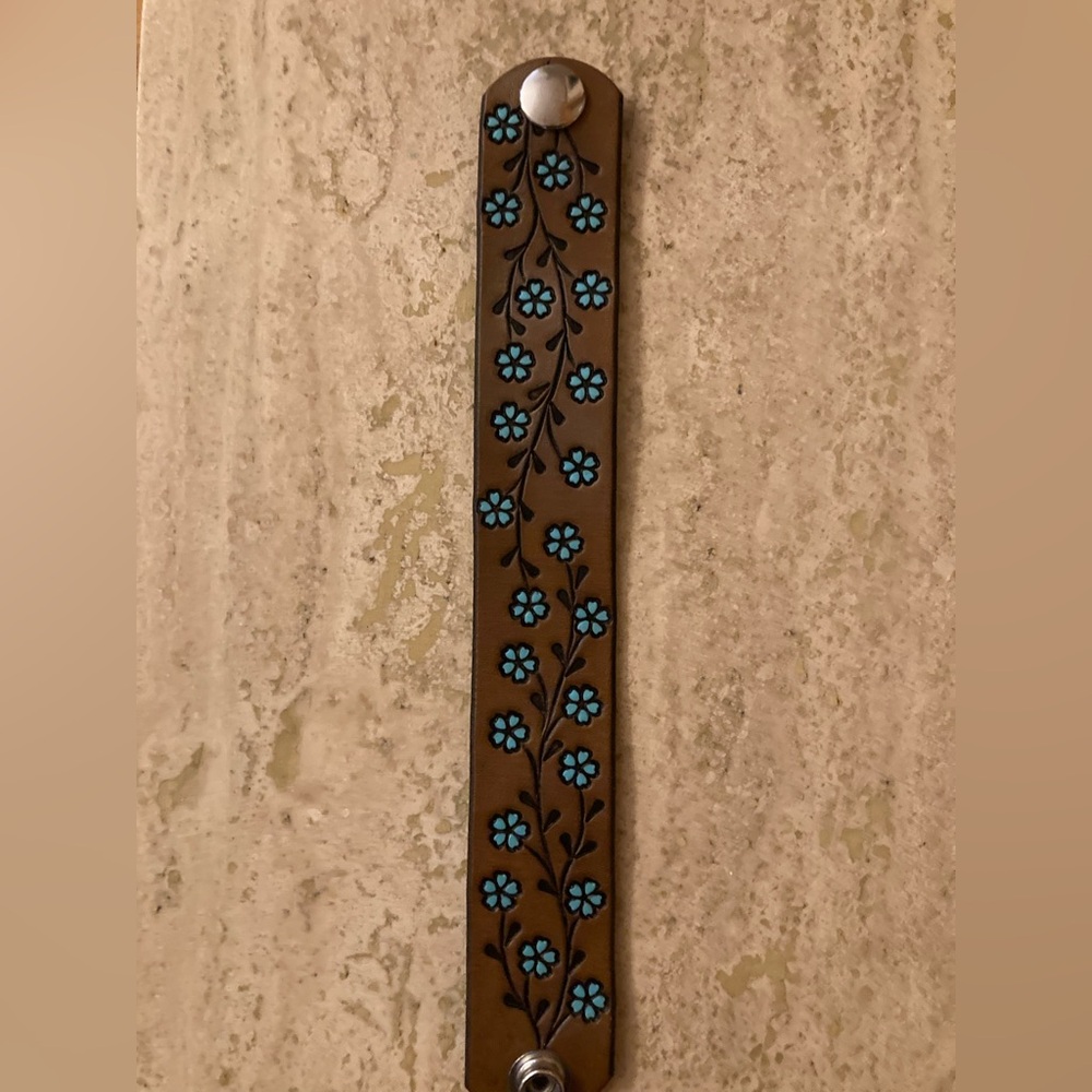 Brown with Blue Flowers Leather Bracelet Western Snap Nature Inspired Cabincore - Picture 4 of 10